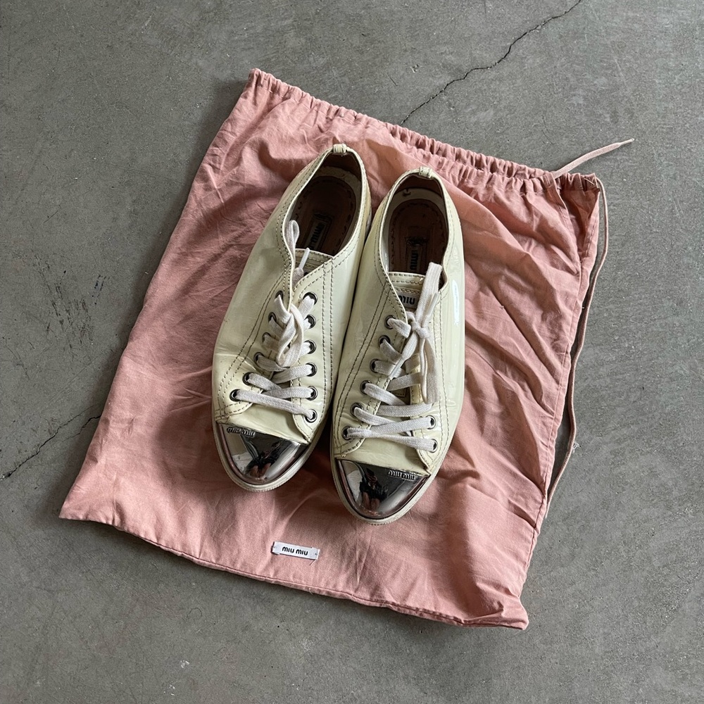 MIU MIU STEEL TOE SNEAKER.